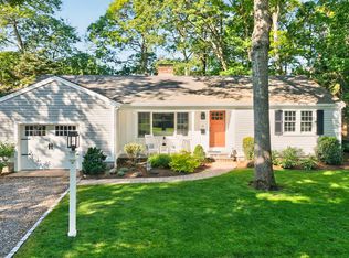 15 Brezner Ln, Centerville, MA 02632
