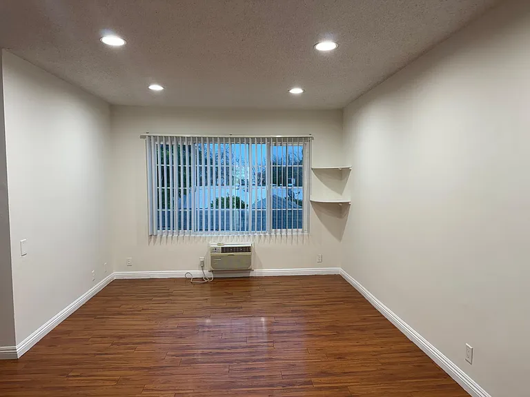 11258 Tiara St #7 — Photo 3