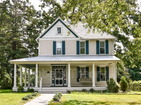 2415 Sandburg St, Dunn Loring, VA 22027