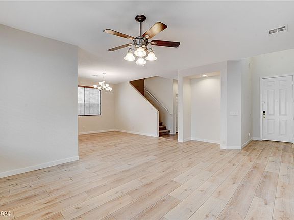 5th image of 9036 Bold Venture Ct