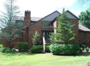 125 Henderson Rd, Stockholm, NJ 07460