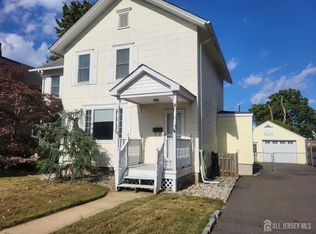 10 Augusta St, Jamesburg, NJ 08831