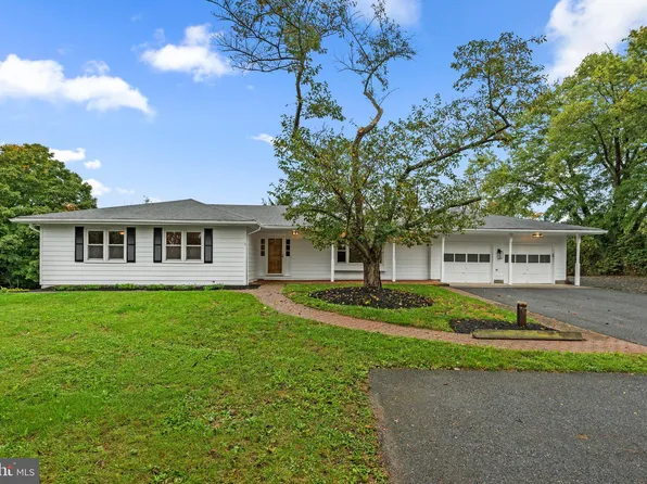 2938 Thurston Rd, Frederick, MD 21704