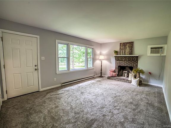 2nd image of 1618 Oak Ln