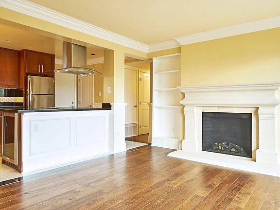 4th image of 19 Circle Dr APT G