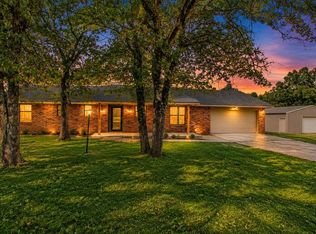 1149 N Triple X Rd, Choctaw, OK 73020