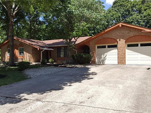 5th image of 648 King Dr