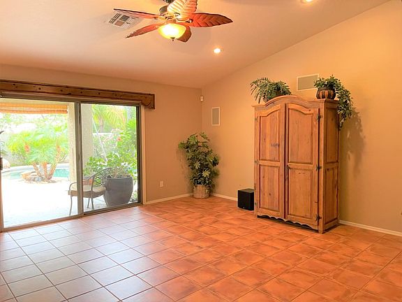 5th image of 26274 N 47th Pl