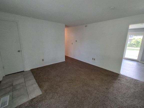 5th image of 7523 Clover Meadow Dr