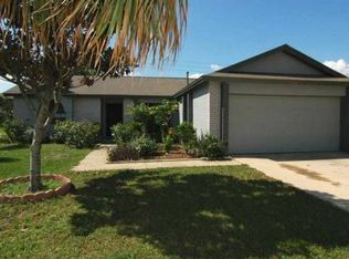 15536 Hidden Lake Cir, Clermont, FL 34711
