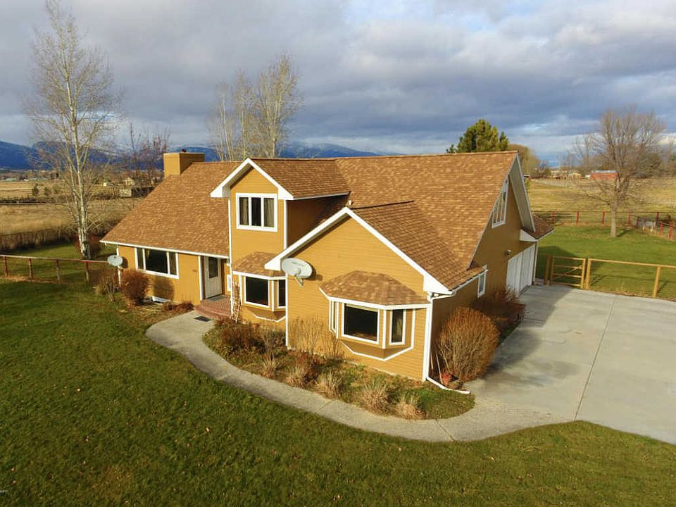 1st image of 246 Christofferson Ln