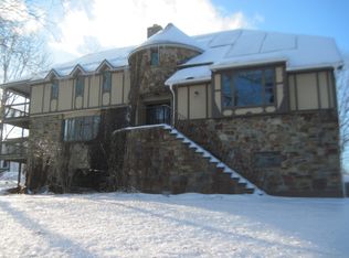 18 Roy Mountain Rd, Prospect, CT 06712