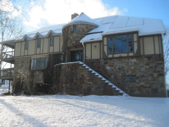 18 Roy Mountain Road, Prospect, CT 06712