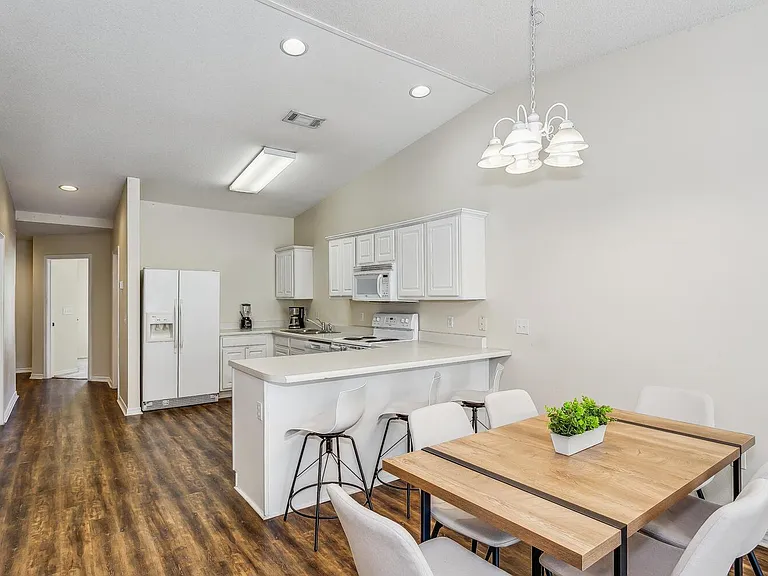 7101 Joy St #H7 — Photo 9