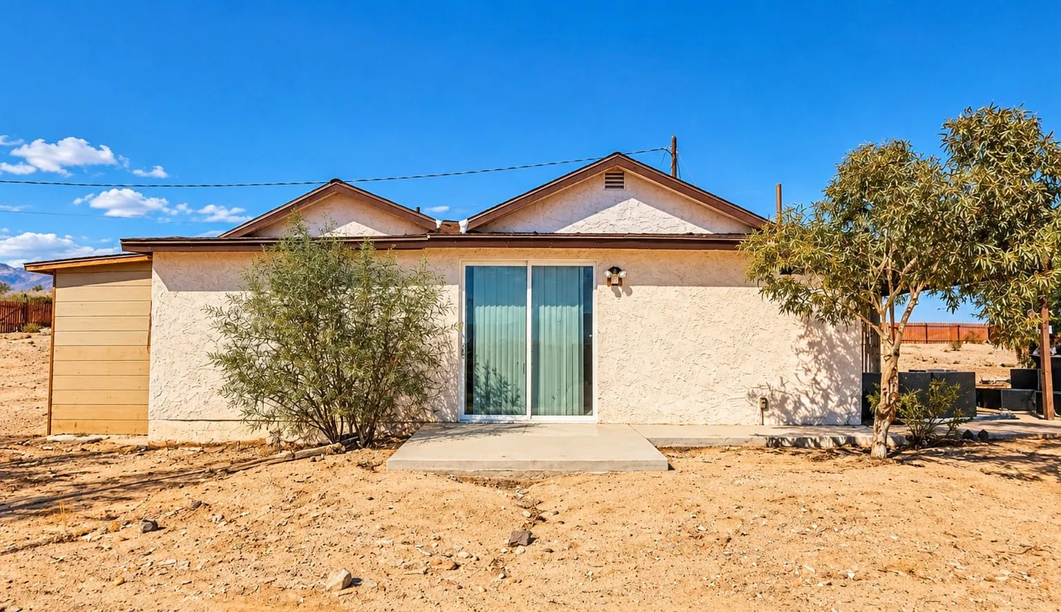 Beautiful Family Home & Tiny Home Indluded! — Photo 2