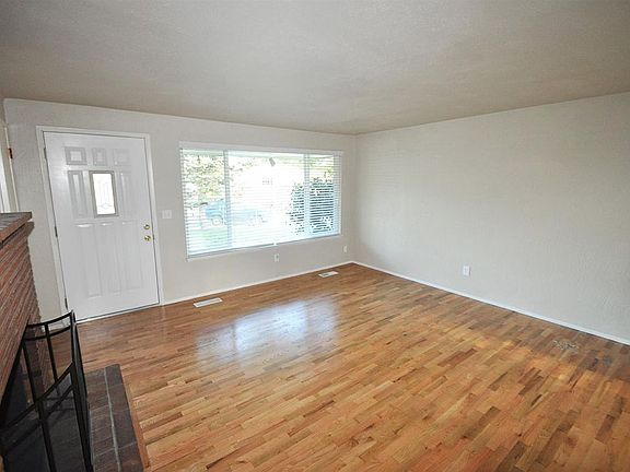 2nd image of 9514 Edgewood Ln SW