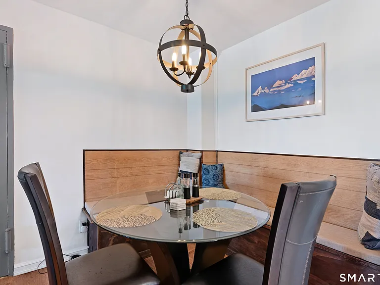 30 Glenbrook Rd #2E — Photo 13