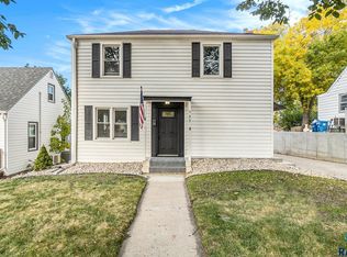 523 S West Ave, Sioux Falls, SD 57104