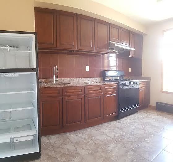 1st image of 973 40th St #210