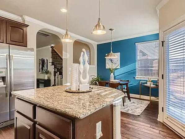 1817 Crown Dr, Austin, TX 78745