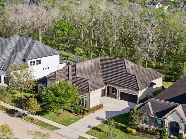 2322 Red Fox Dr, Missouri City, TX 77459