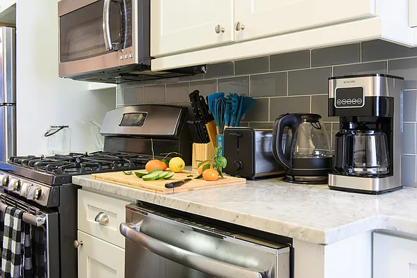 Rented by Urban Furnished LLC | media 5