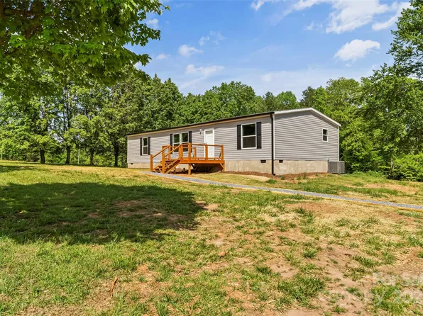 808 Vine Arden Rd, Morganton, NC 28655