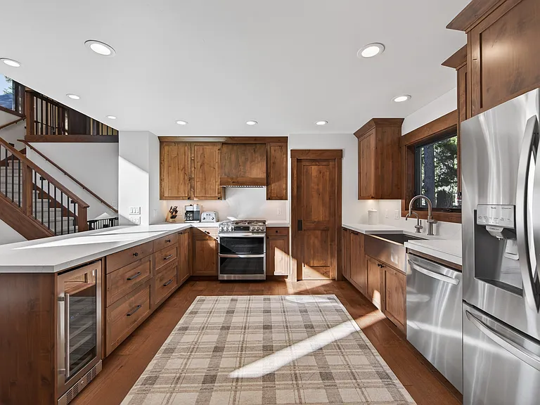 532 McKinney Rd — Photo 8