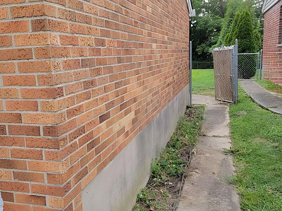 5th image of 6541 Elwynne Dr