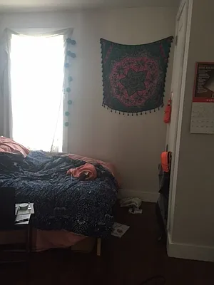 Rented by G2 Realty Group LLC | media 20