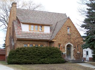 1122 Ashland Ave, Sheboygan, WI 53081