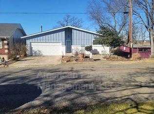 121 Salt Creek Dr, Mannford, OK 74044