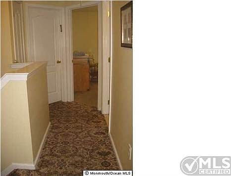 4th image of 60 Aspen Ct