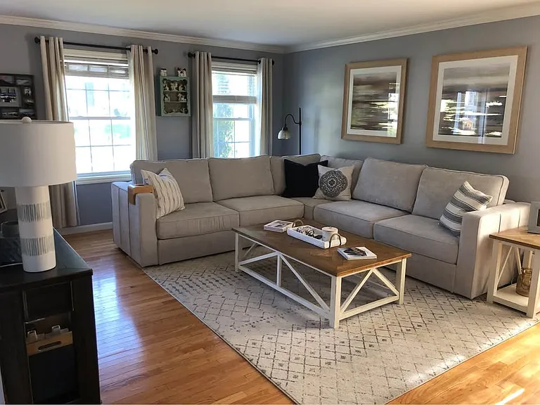 64 Hawthorne Cir — Photo 11
