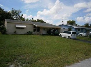 6440 Hayes St, Hollywood, FL 33024