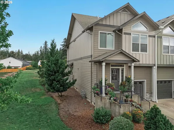 15401 SE Cobalt Loop, Damascus, OR 97089
