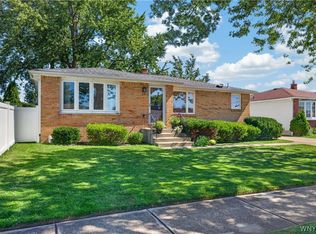 68 Bernice Dr, Cheektowaga, NY 14225