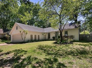 395 Park Hill Rd, Collierville, TN 38017