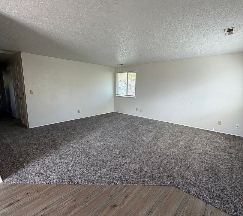 1st image of 219 NW 12th St