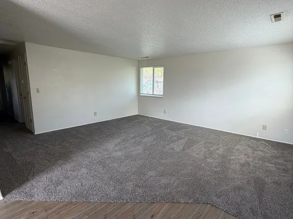 225 NW 12th St, Pendleton, OR 97801