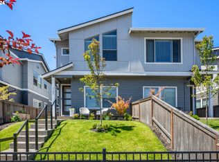 11457 SE Pleasant Valley Pkwy, Happy Valley, OR