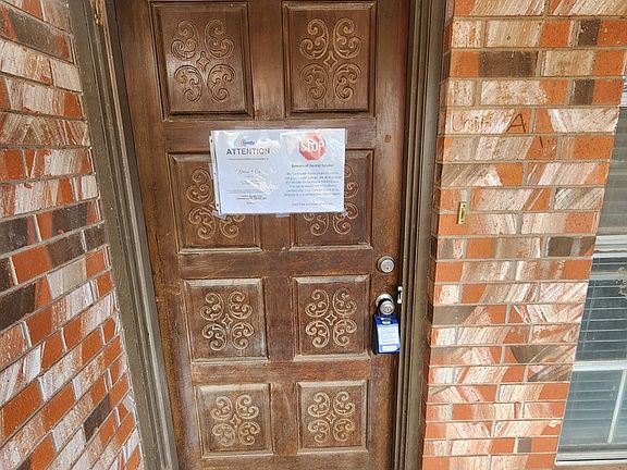 2nd image of 2507 Haynes Dr APT A