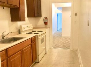 1716 28th Pl SE APT 1, Washington, DC