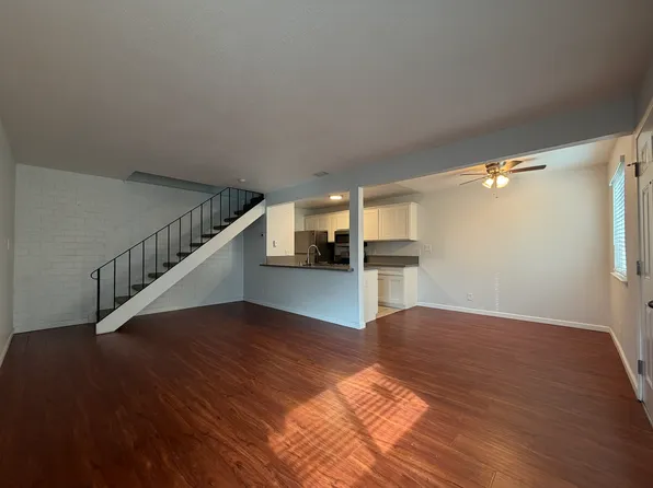 2824 Bidwell St APT 3, Davis, CA 95618