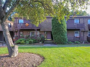 136 New Holland Vlg, Nanuet, NY 10954