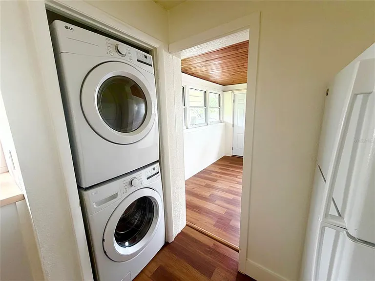 1502 W Grace St — Photo 6