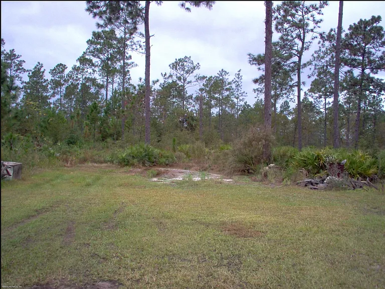 2262 Chaffee Rd S — Photo 18