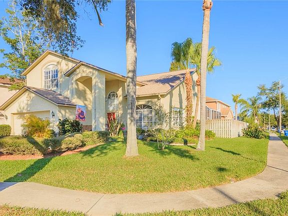 3rd image of 27427 Breakers Dr