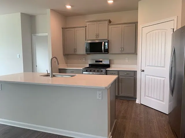 15118 Willow Wood Ct — Photo 4