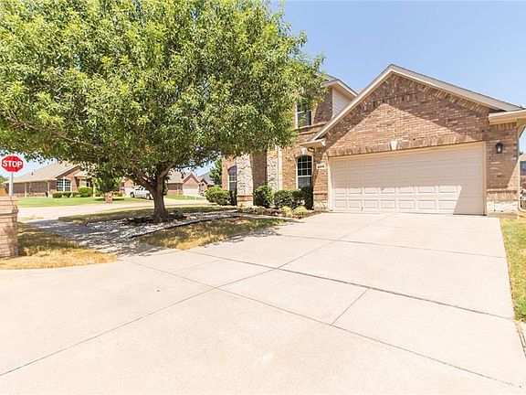 3rd image of 9309 Shadowfax Dr